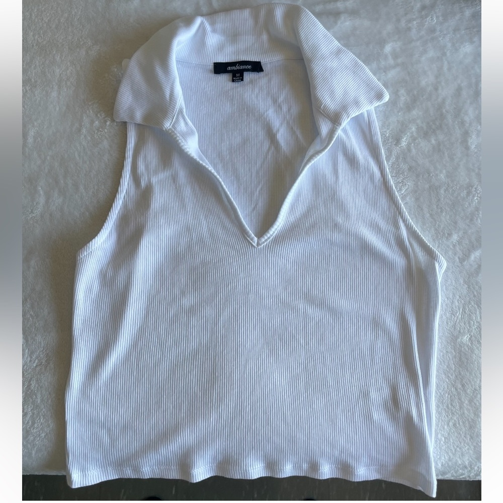 FASHION NOVA - White Collared Tank Top